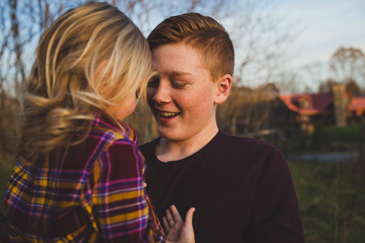 southwest-virginia-farm-family-photographer