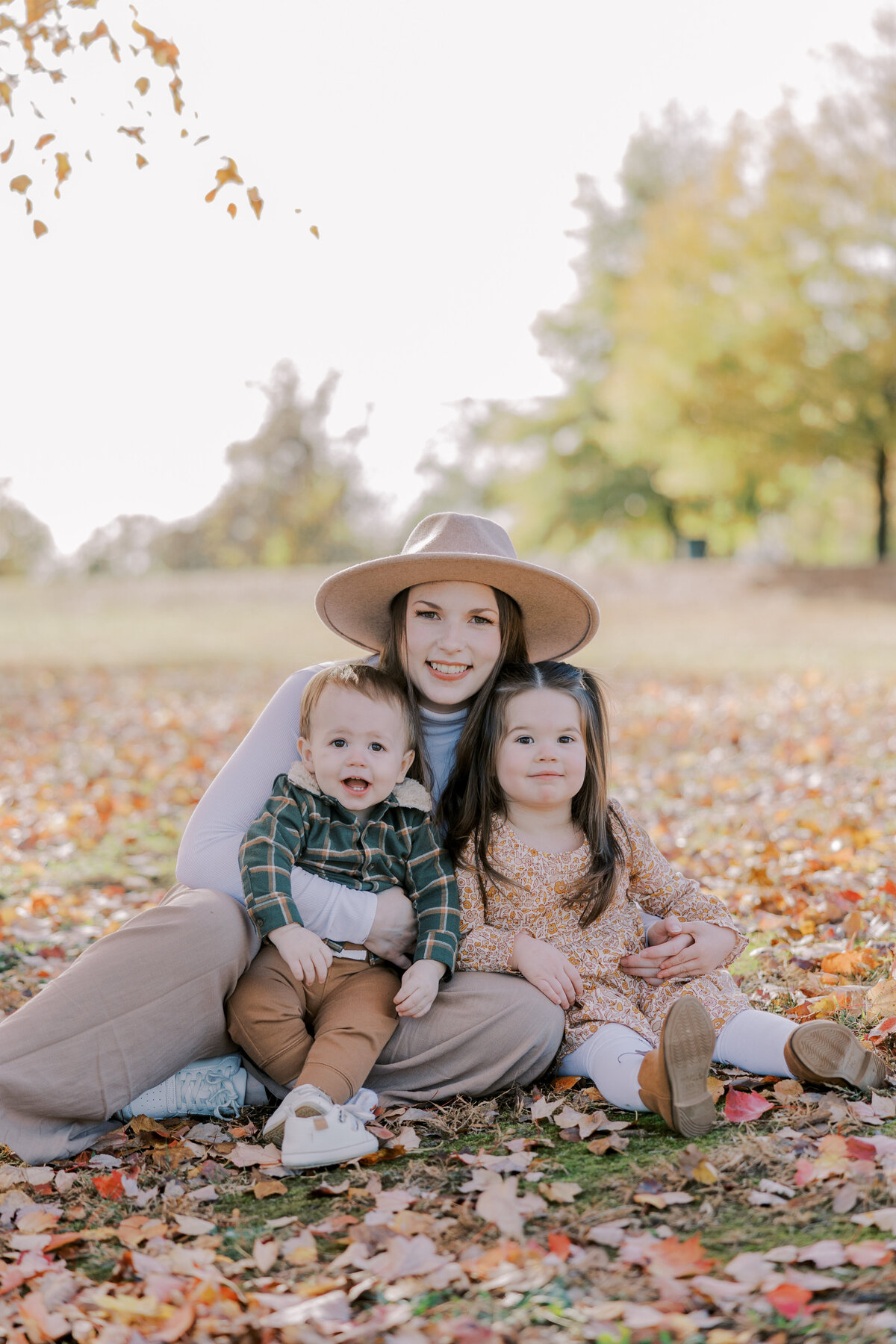 fun-family-photo-session-richmond-va-park.jpg​