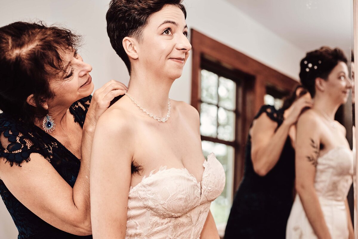West Bloomfield, Michigan Lakeside Wedding_388