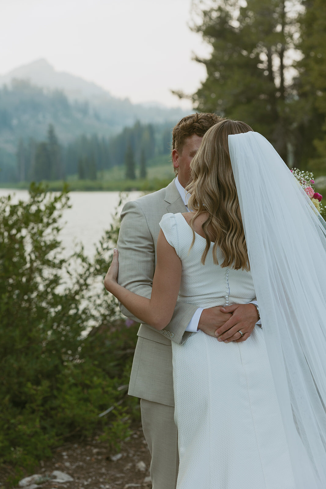 utah-wedding-photographer-tony-grove-elopement-documentary-photography-tanya-davids-photo-31