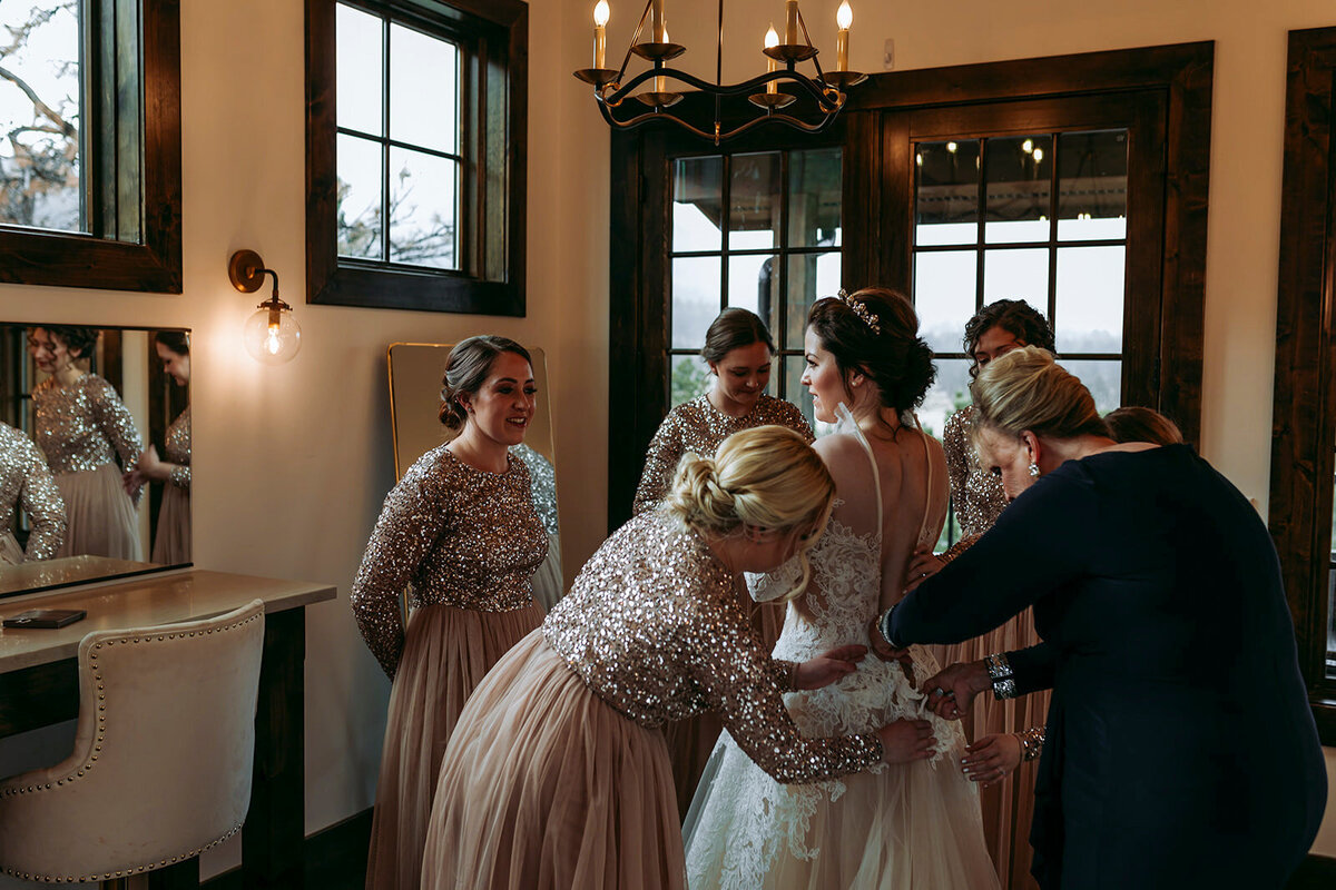 reTheBurrowWeddingPhotography-368