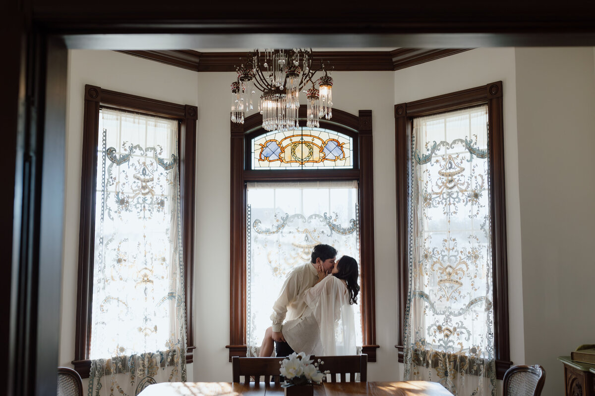 Photos by Tia is a wedding, elopement, engagement, and creative session photographer based in Austin, Texas. She offers both digital and film photography services.