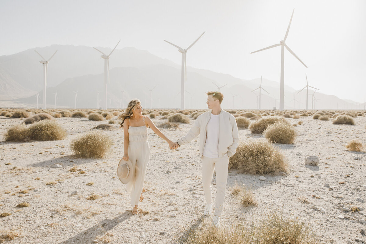 PERRUCCIPHOTO_PALM_SPRINGS_WINDMILLS_ENGAGEMENT_88