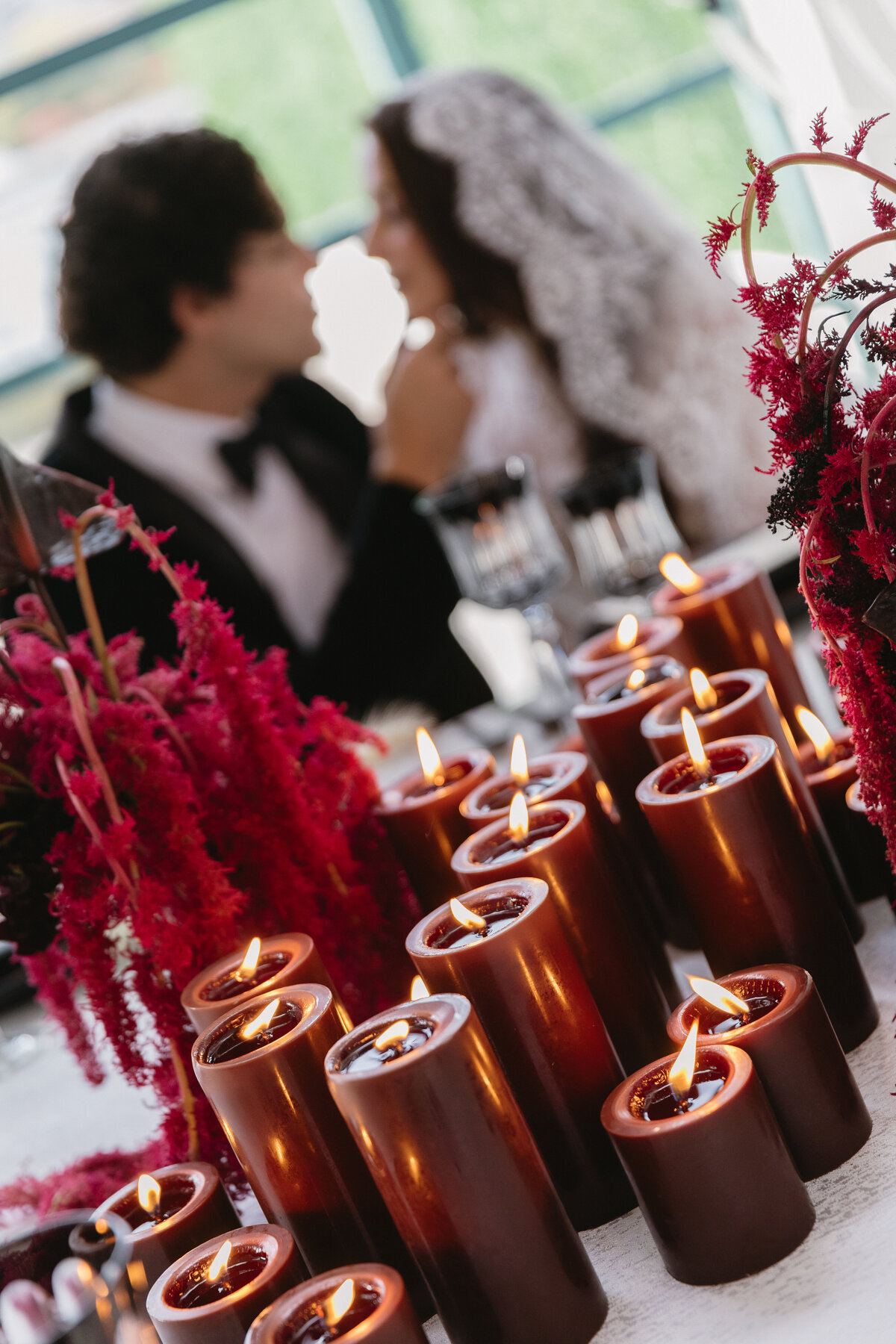 meredith-michel-editorial-wedding-romantic-couple-by-candlelights