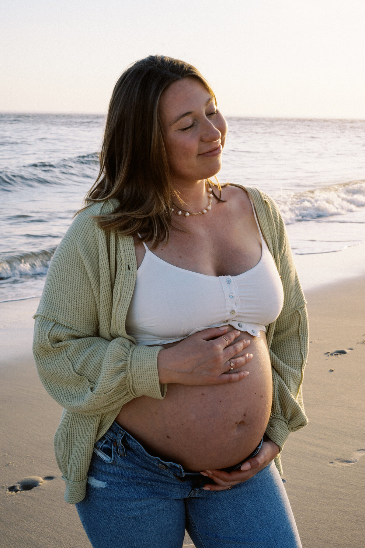 CapeMayLighthouse_BeachMaternitySession_TaylorNicollePhoto-32