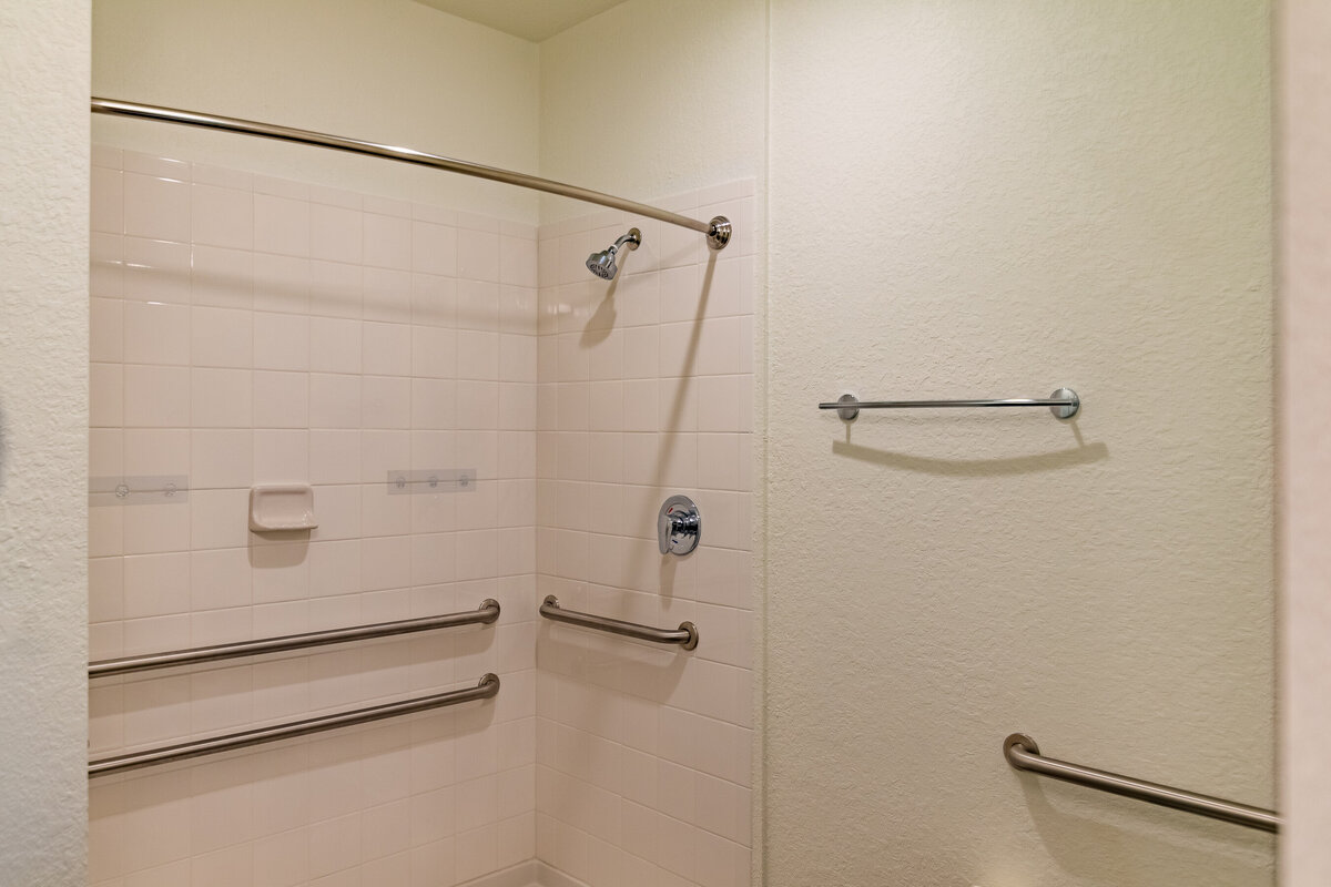 042324ROCHESTERPARK-90