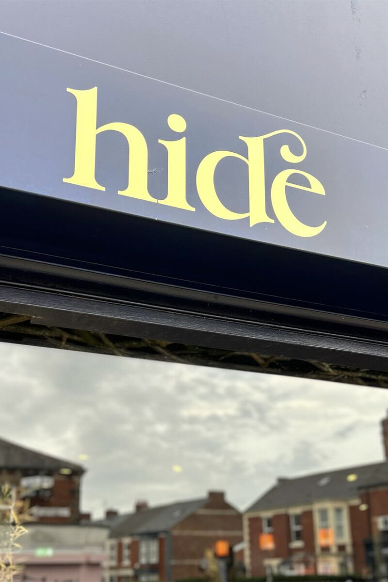 ellis-signs-restaurant-vinyl-graphics-newcastle-gateshead-north-east