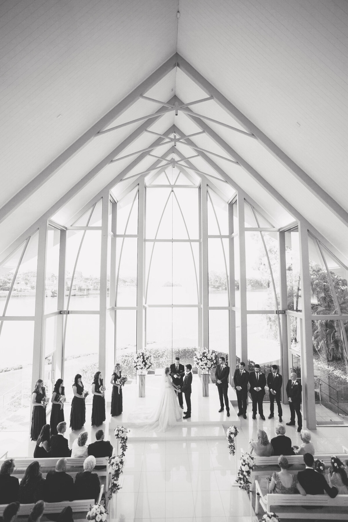 sanctuary cove chapel wedding photography