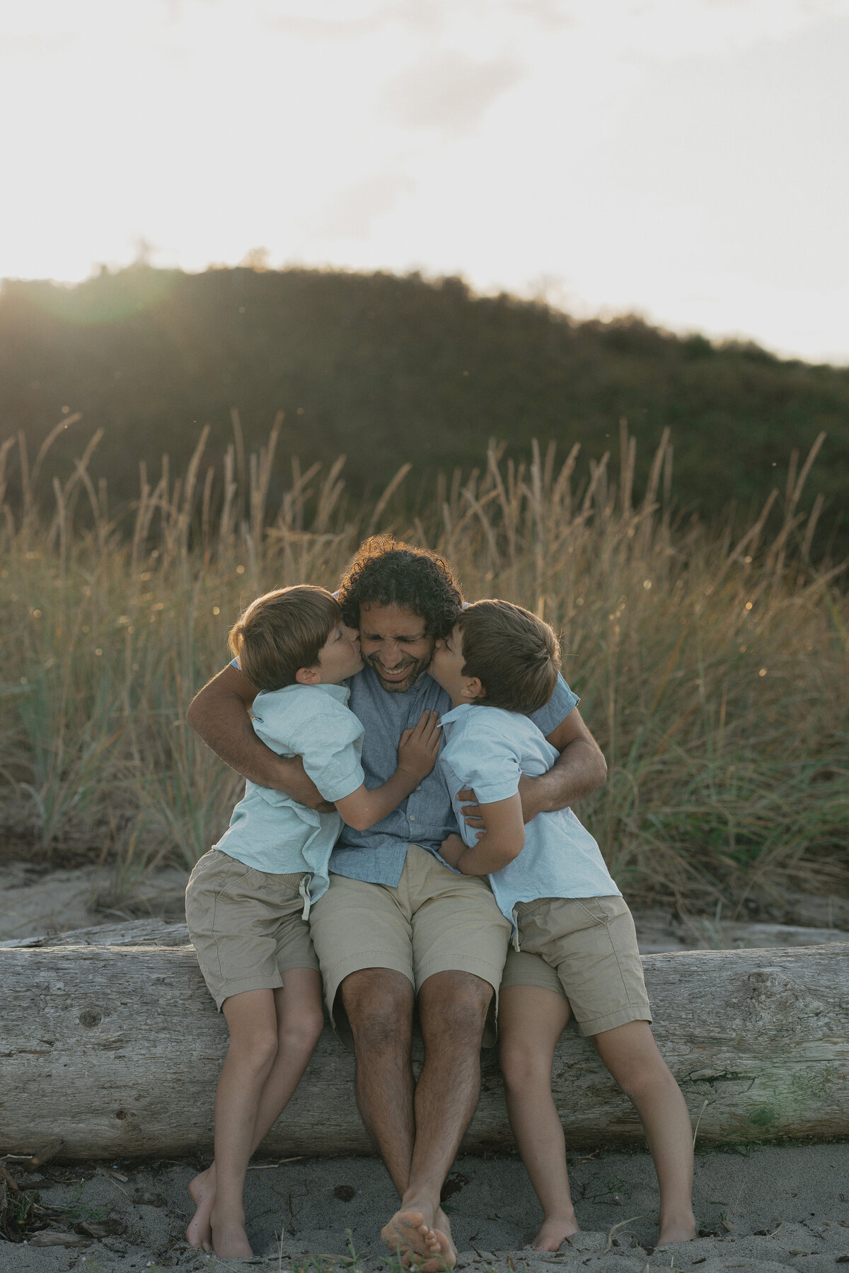 Family session at Airforce beach in Comox by Latitude 49 photography
