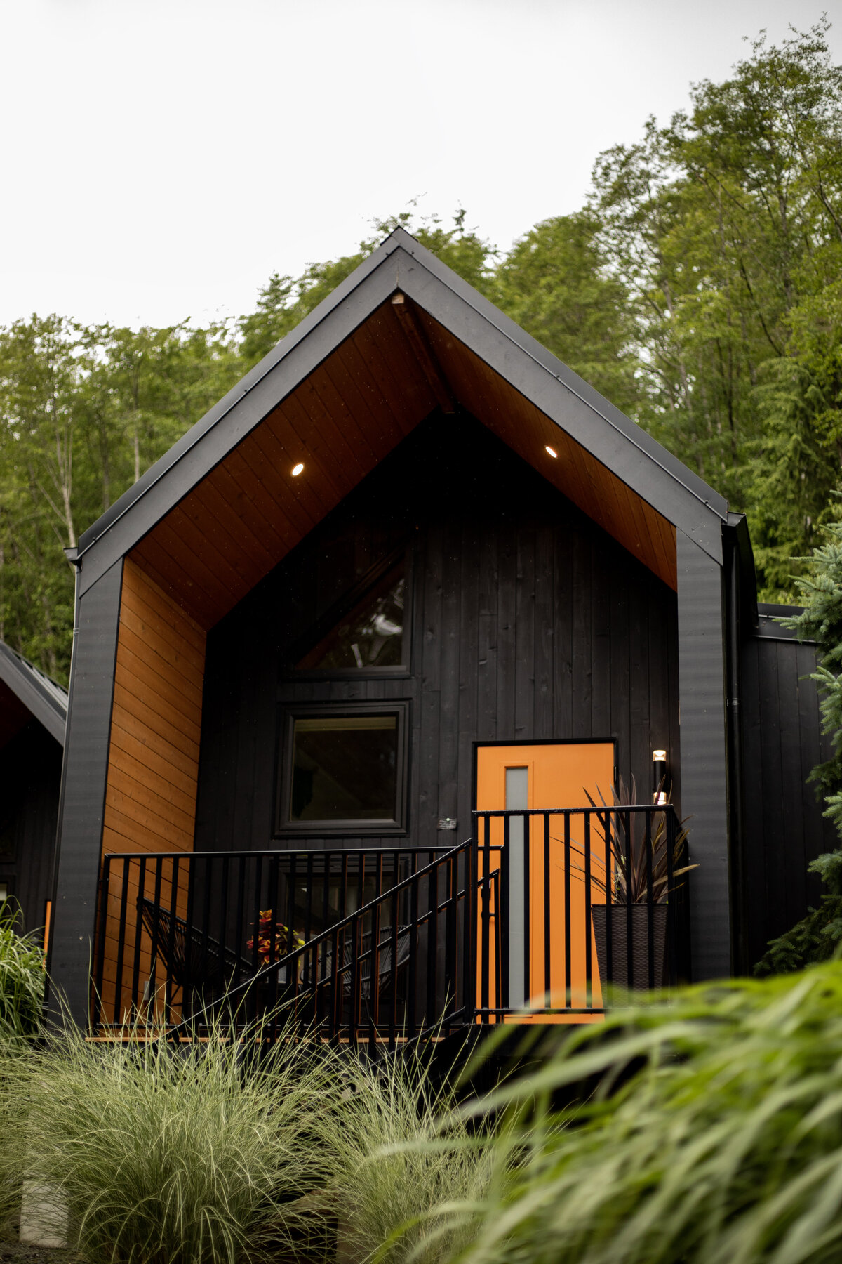 Nectar Yoga Deluxe Cottage Exterior Vancouver British Columbia 06_2023 @abbydellphotography