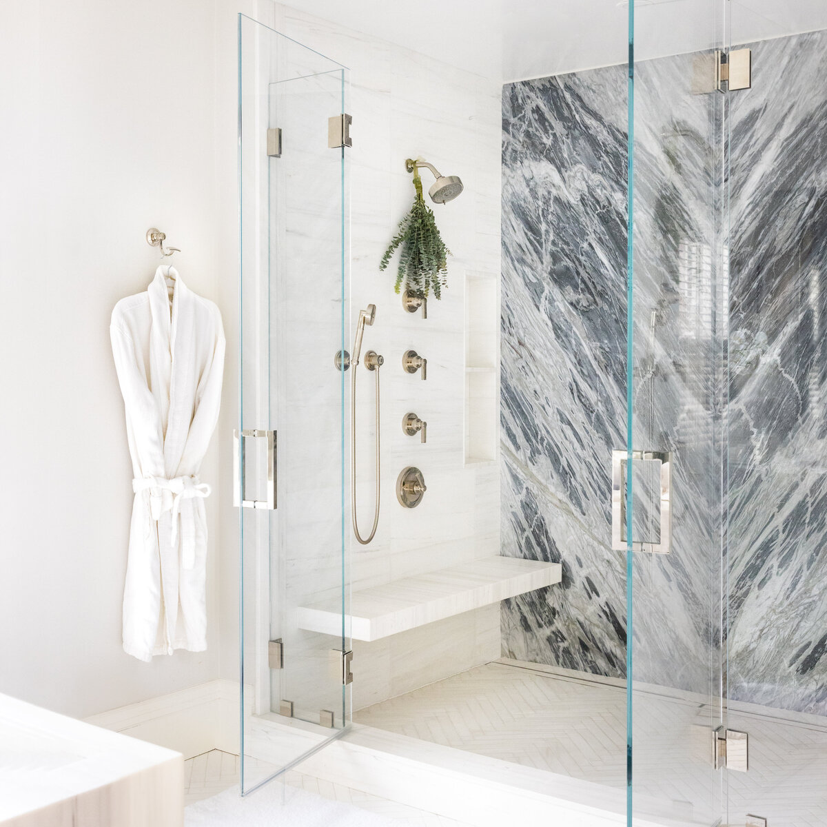 billings-park-newton-luxury-marble-shower