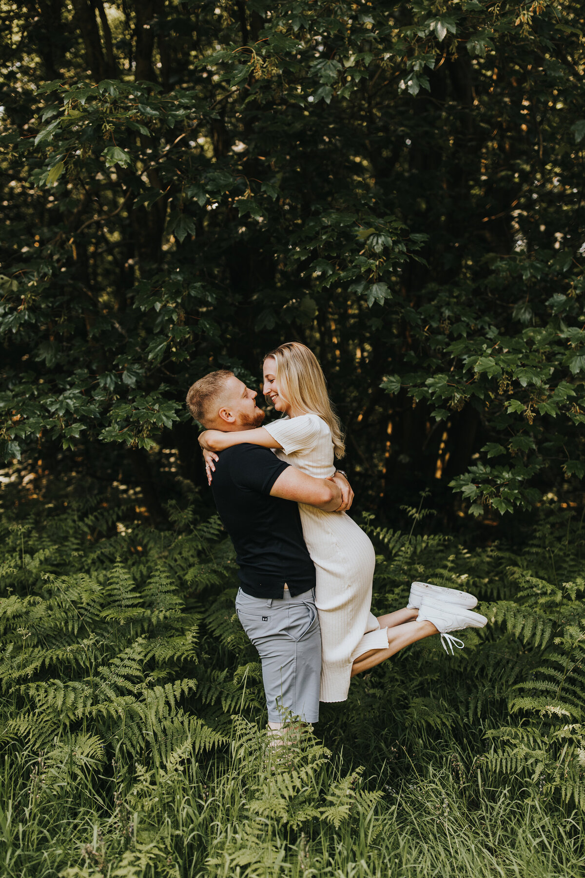 Everdon Stubbs Engagement Shoot - Northampton Engagement Photo Locations - Sophie Ann Photography (2)
