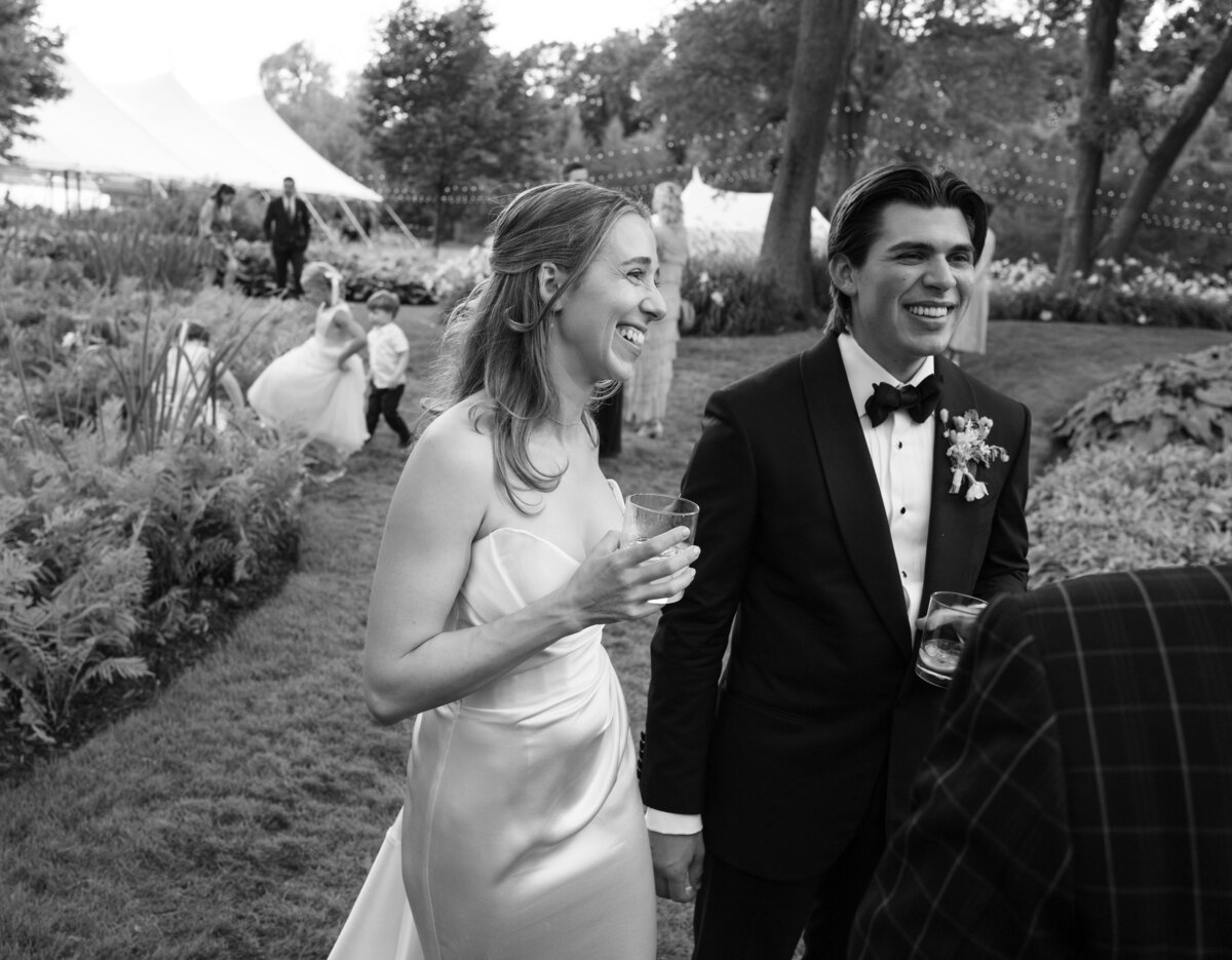 Lake-Minnetonka-wedding-Will-DeGraw-Clever-Disarray-80
