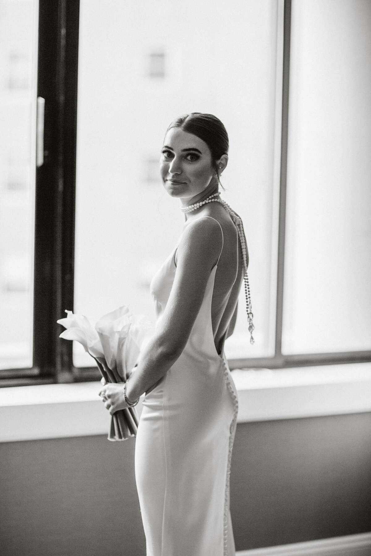 jaclyn-fisher-events-planning-chic-modern-greenhouse-wedding-in-philadelphia-29