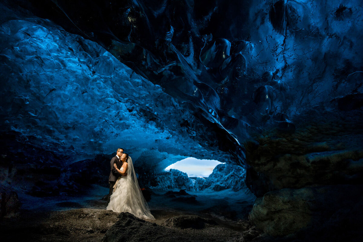 Iceland elopment or prewedding session