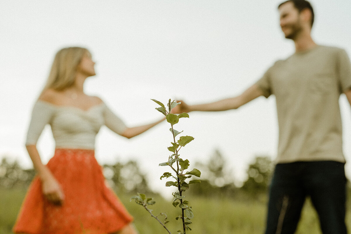 country-cut-flowers-summer-engagement-session-fun-romantic-indie-movie-wanderlust-347