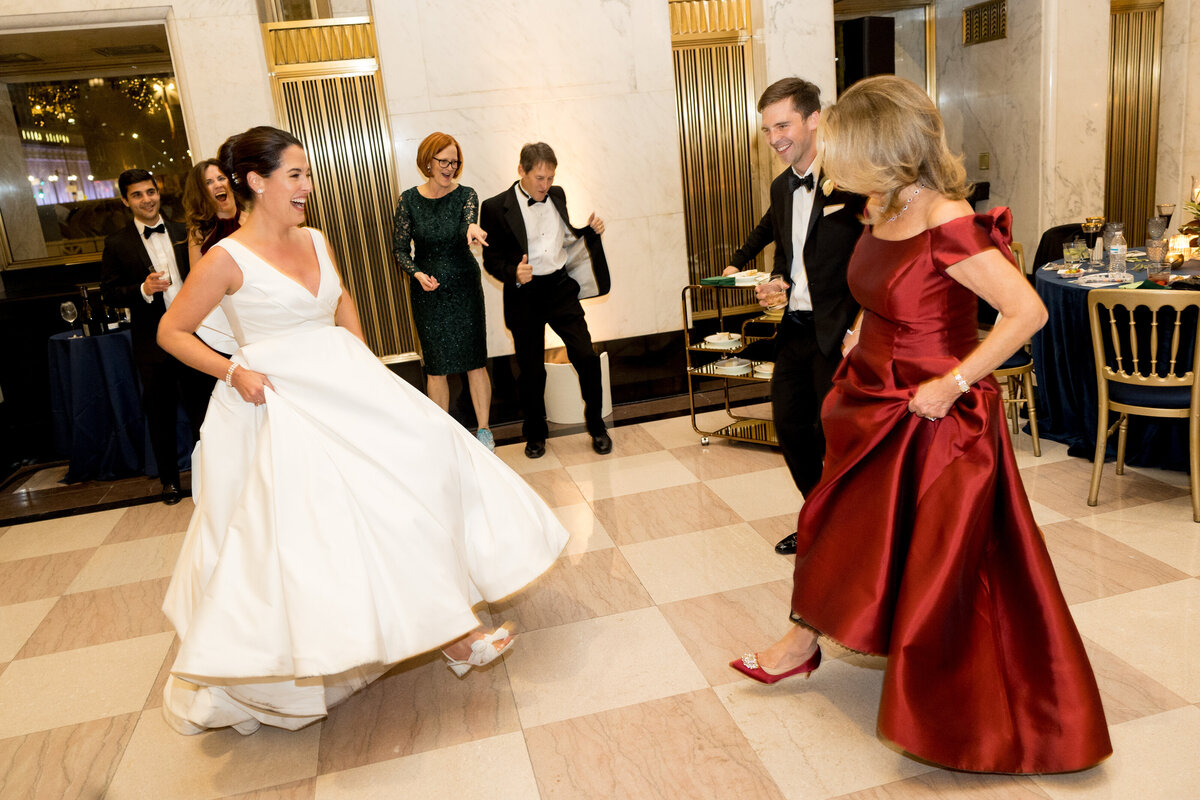 Autumn at The Old Post Office Olivia Leigh LK Events Best Chicago Wedding Planner51