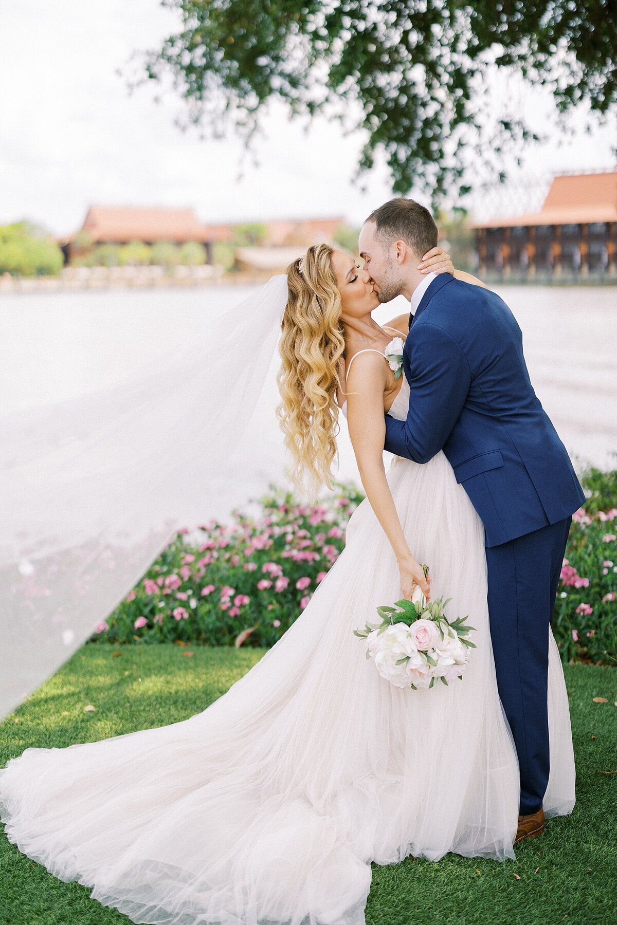 Shonagh+Thomas-Archer_DisneyFairytaleWedding_CasieMariePhotography-467