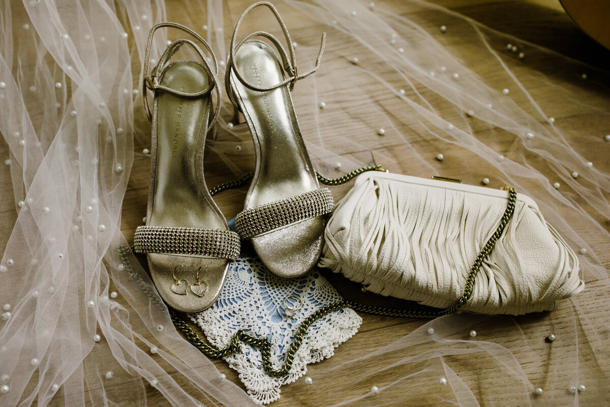 Wedding shoes with veil and purse