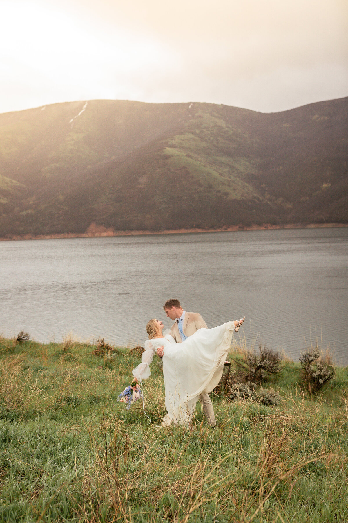 Mid west elopement photographer savvy shoots photography
