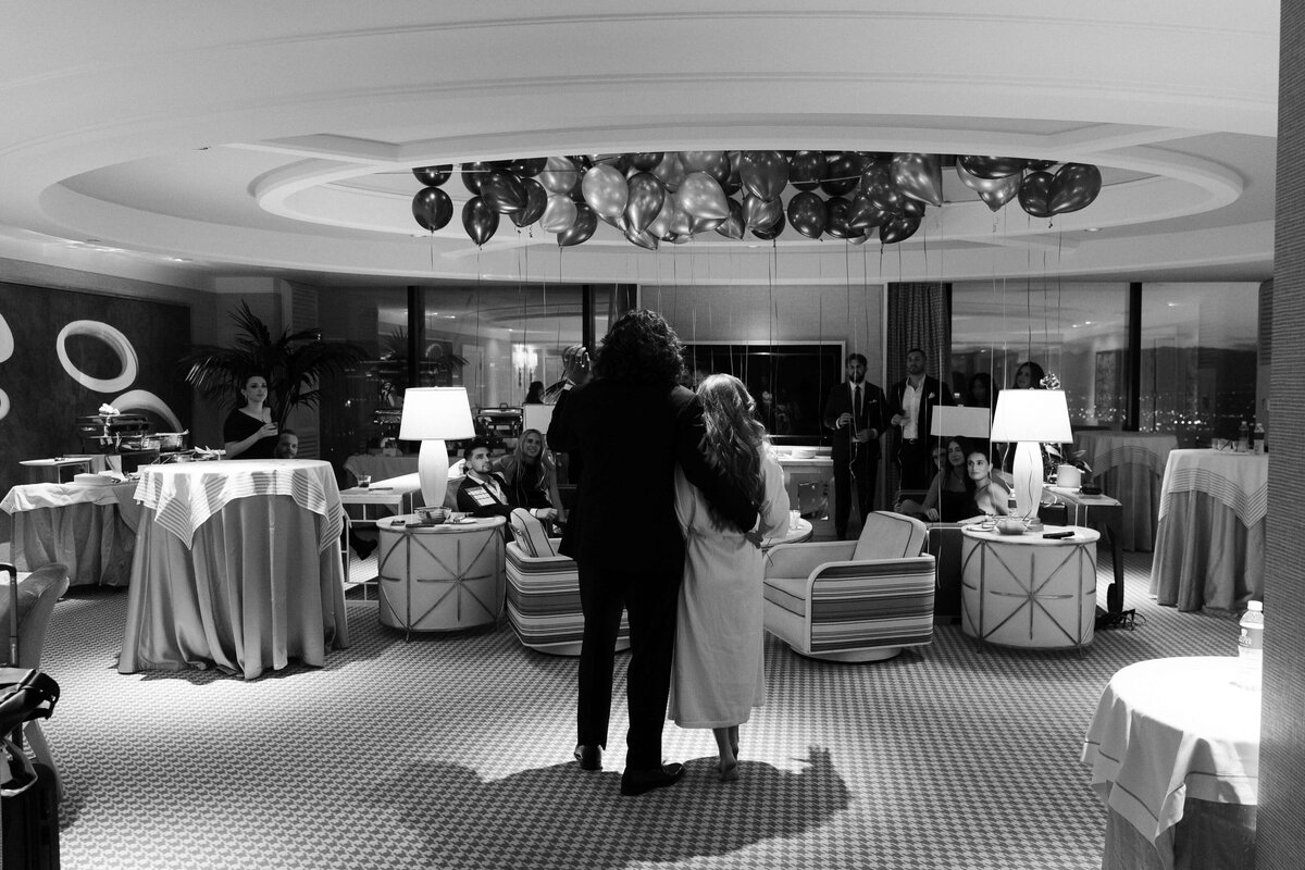 62_riskyexposure_shoshana-kyle_las-vegas-elopement-photography