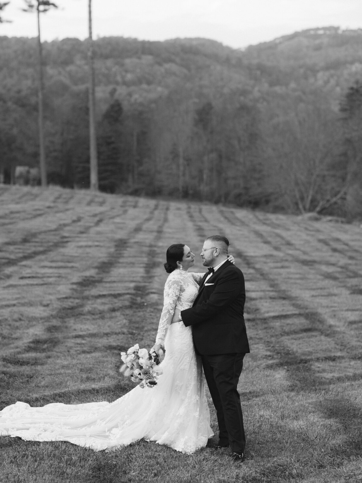 Daniel & Jamie - Bride & Groom Portraits - Lonesome Valley, Sapphire, North Carolina - Chrissy O'Neill & Co. - South Florida Wedding Photographer-79