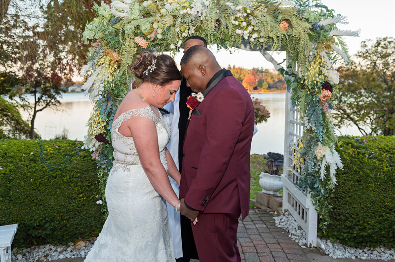 Detroit Wedding Photographer Victoria Wedding Chapel-148
