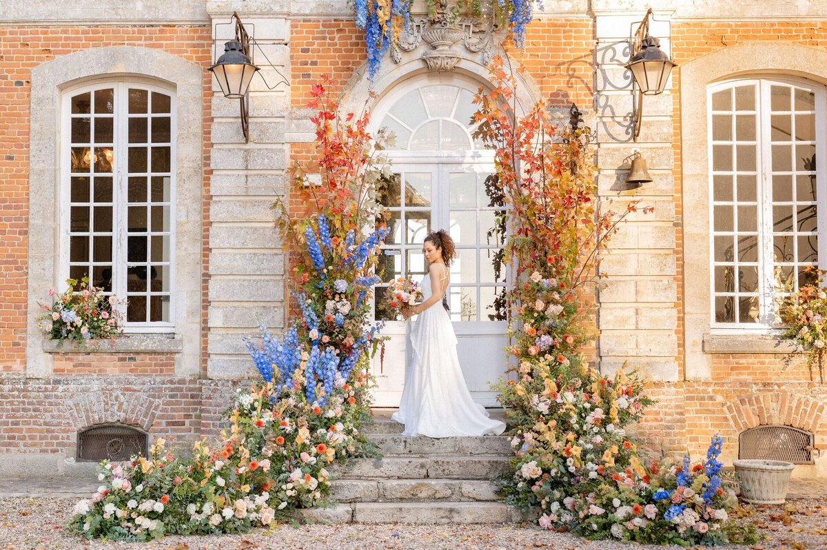 porte-ornée-de-fleurs-naturelles