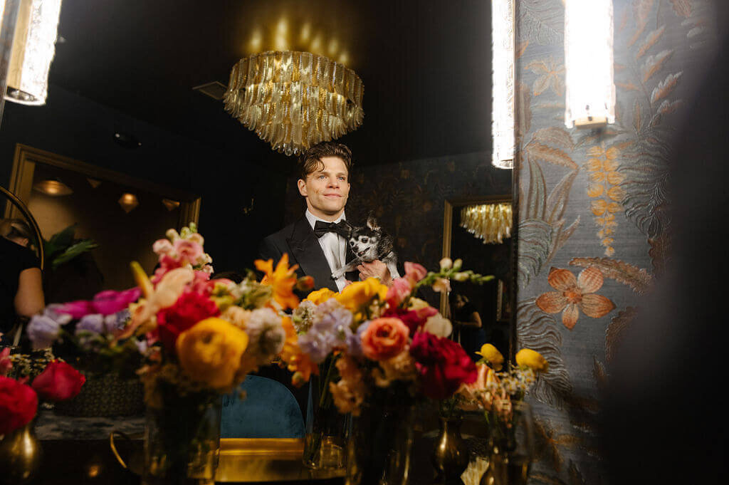 36-colorful-lgbtq-wedding-planterra-detroit-michigan-modern-vintage-events