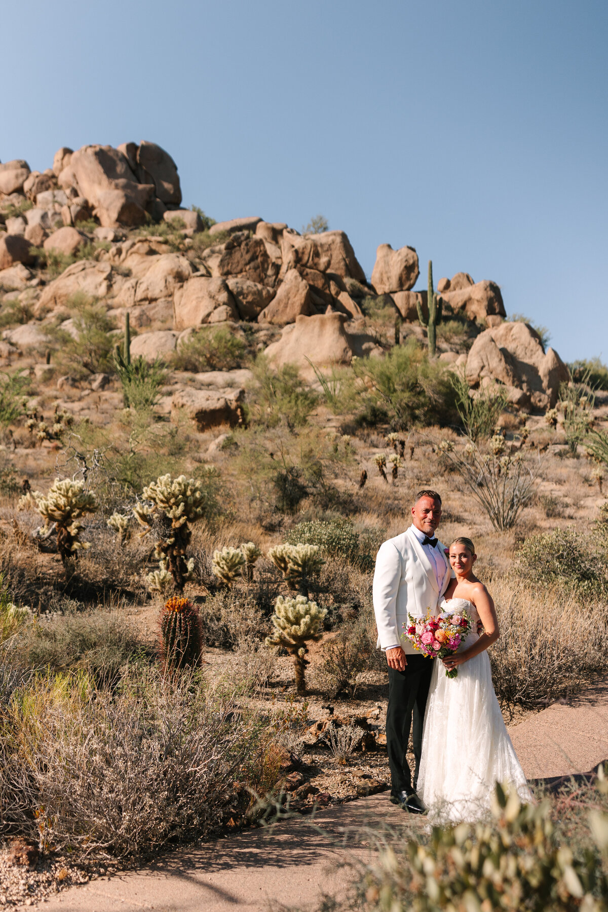 golden-hour-bridal-look-four-seasons-scottsdale