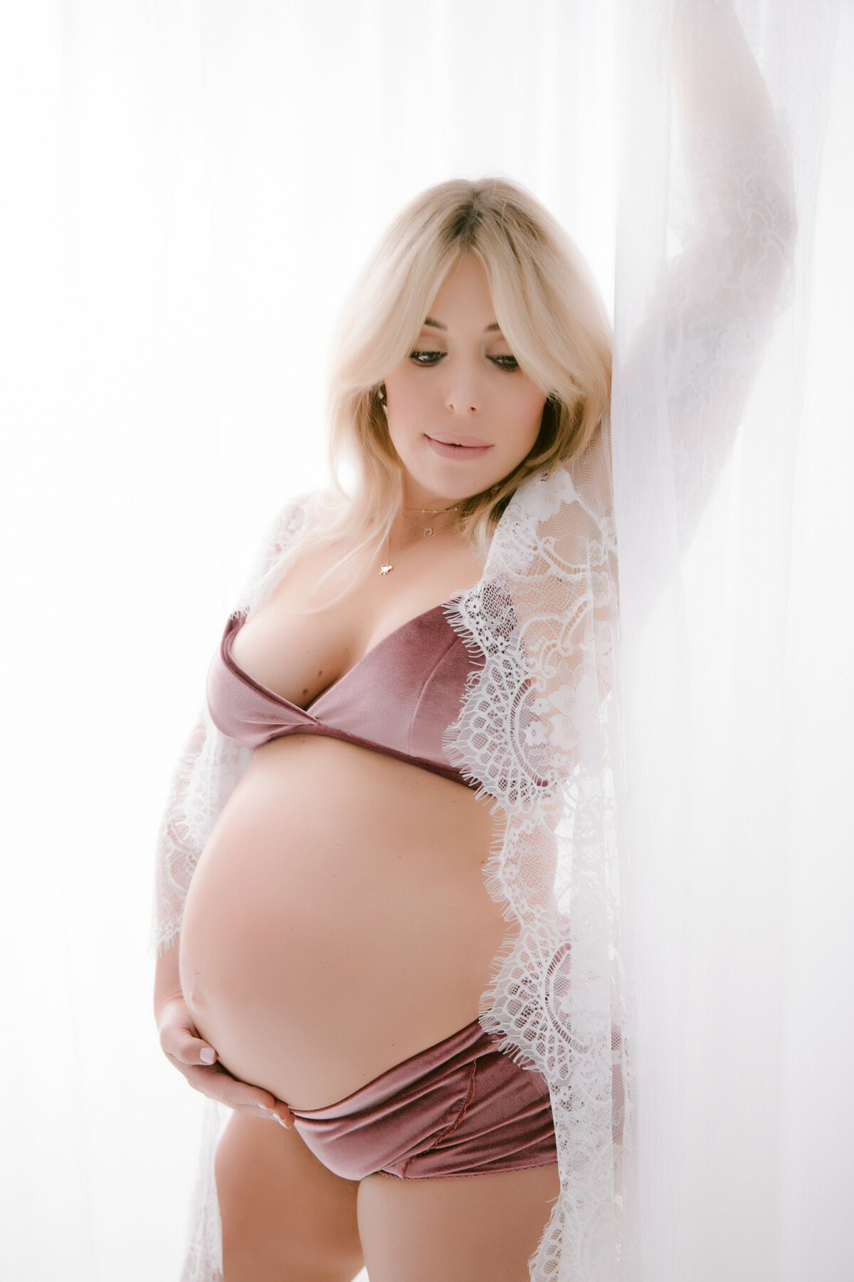 maternity boudoir, boudoir photography, boudoir photography near me, boudoir photographer, boudoir photo shoot, boudoir photos, boudoir shoot, boudoir photography Sacramento