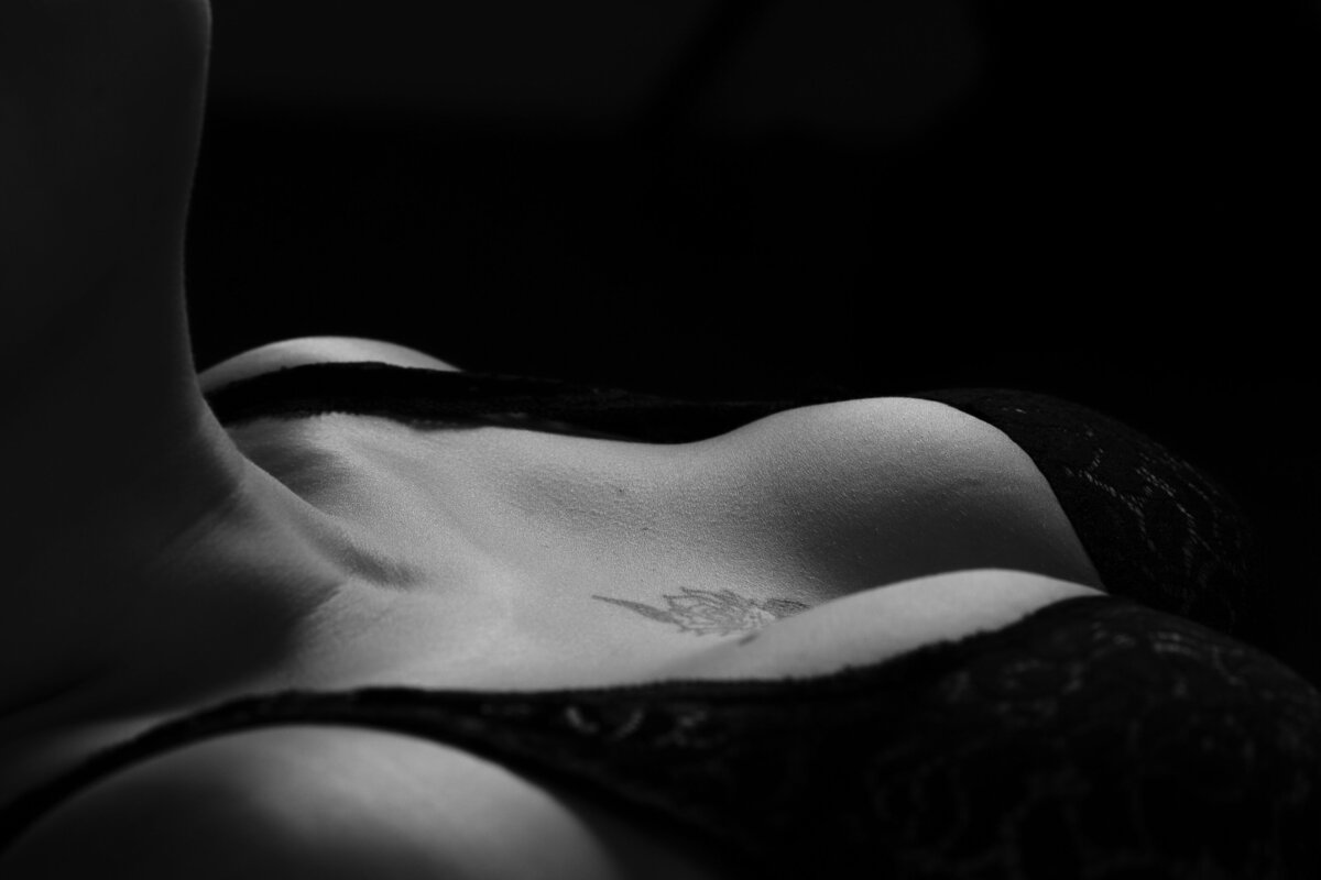 Colorado Springs Boudoir Photographer black and white image with bra