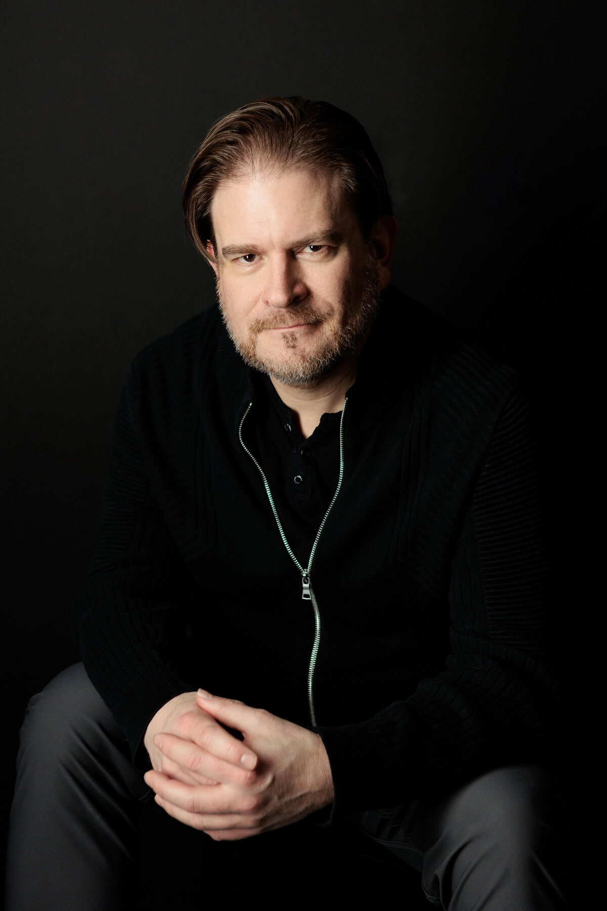 Alyson Berg Photography_mens-headshot_02