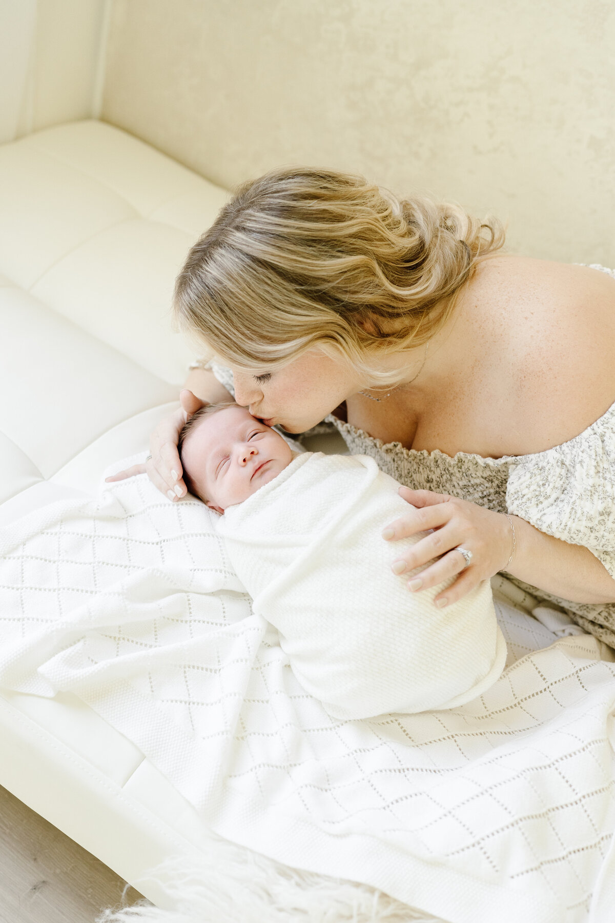 lehigh-valley-newborn-photographer-owen-43