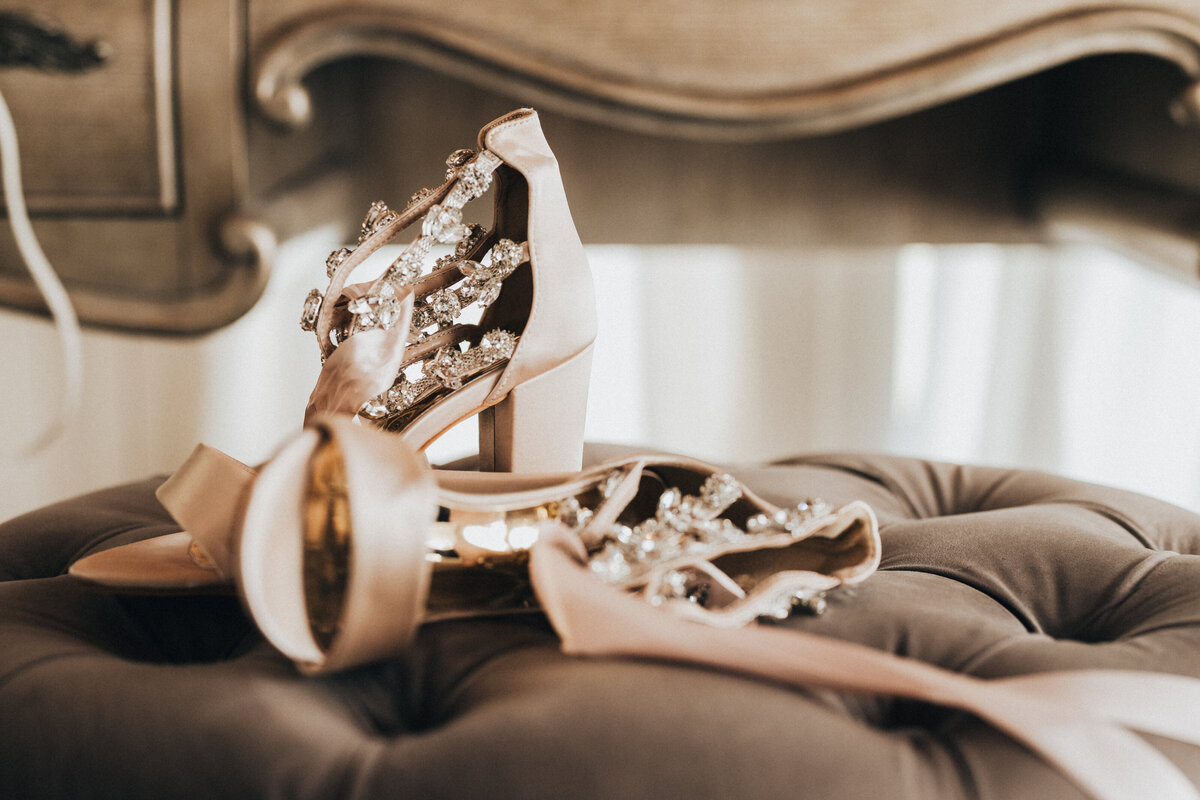 Blaire_Wedding_Sneaks-8