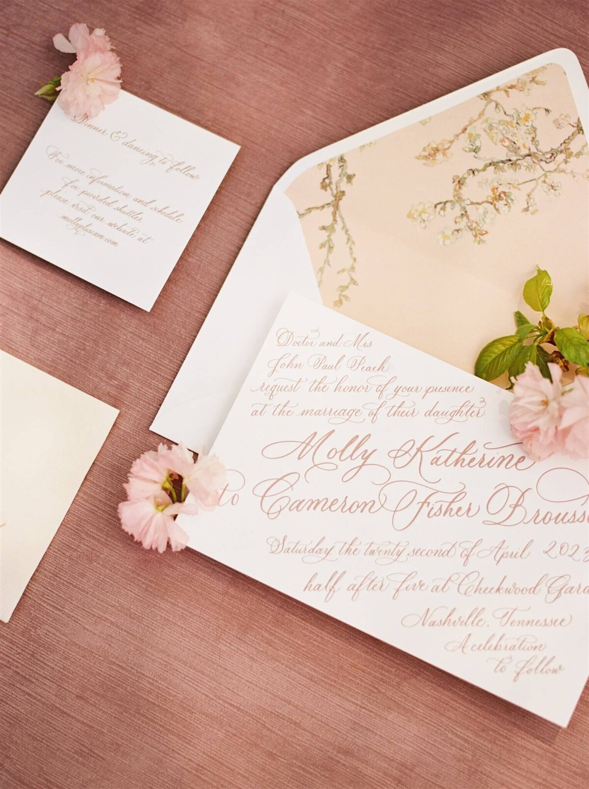 06-pink-garden-wedding-cheekwood-modern-vintage-events