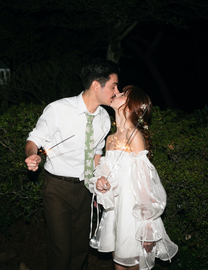 finer-points-coastal-westside-inn-manteo-wedding00009