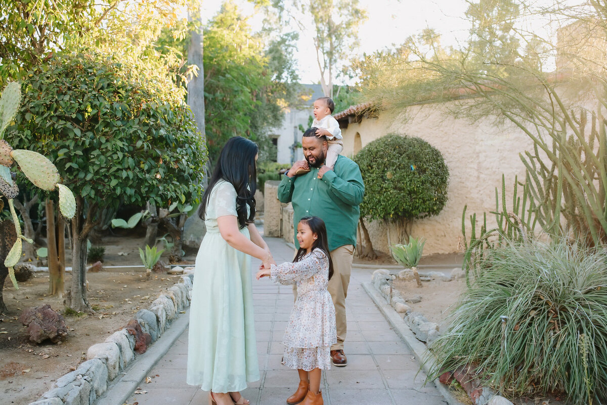IMGL127124 Family Session