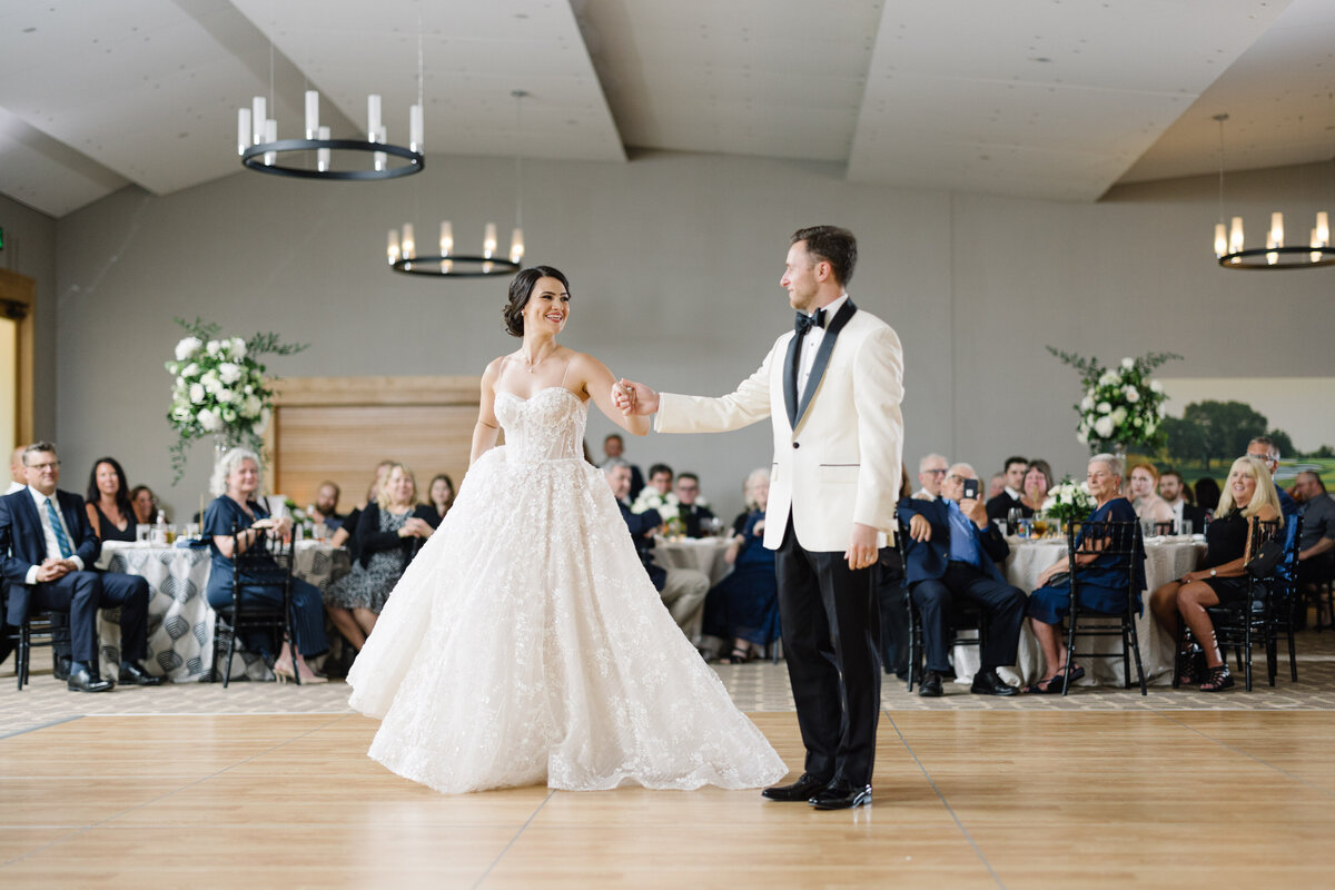 86 Hazeltine-National-Golf-Club-Summer-Wedding