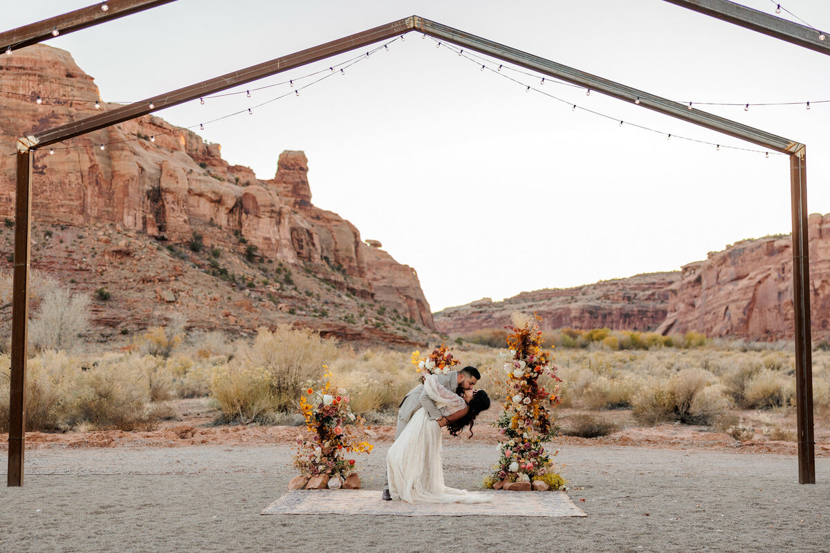 Moab Wedding Red Earth Venue