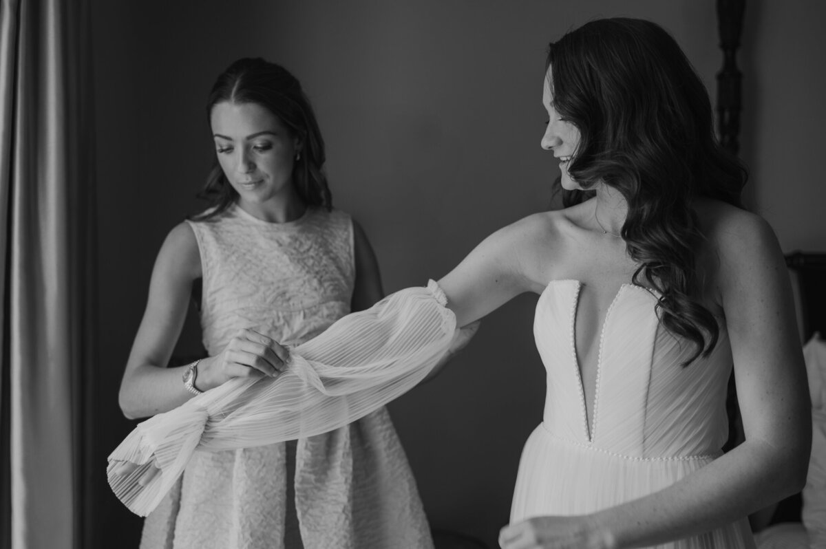 bridal_preparations_cambridge_wedding-1