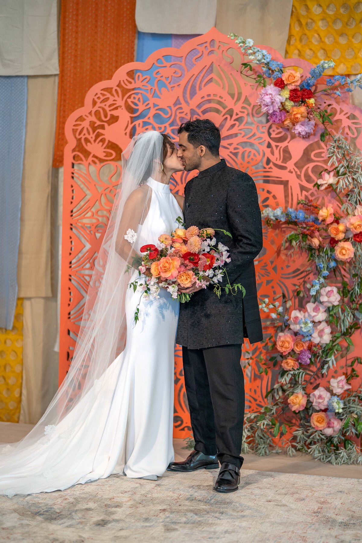 Anna_Grinets_Photography_Machine_Shop_Minneapolis_Wedding_Photographer_00097