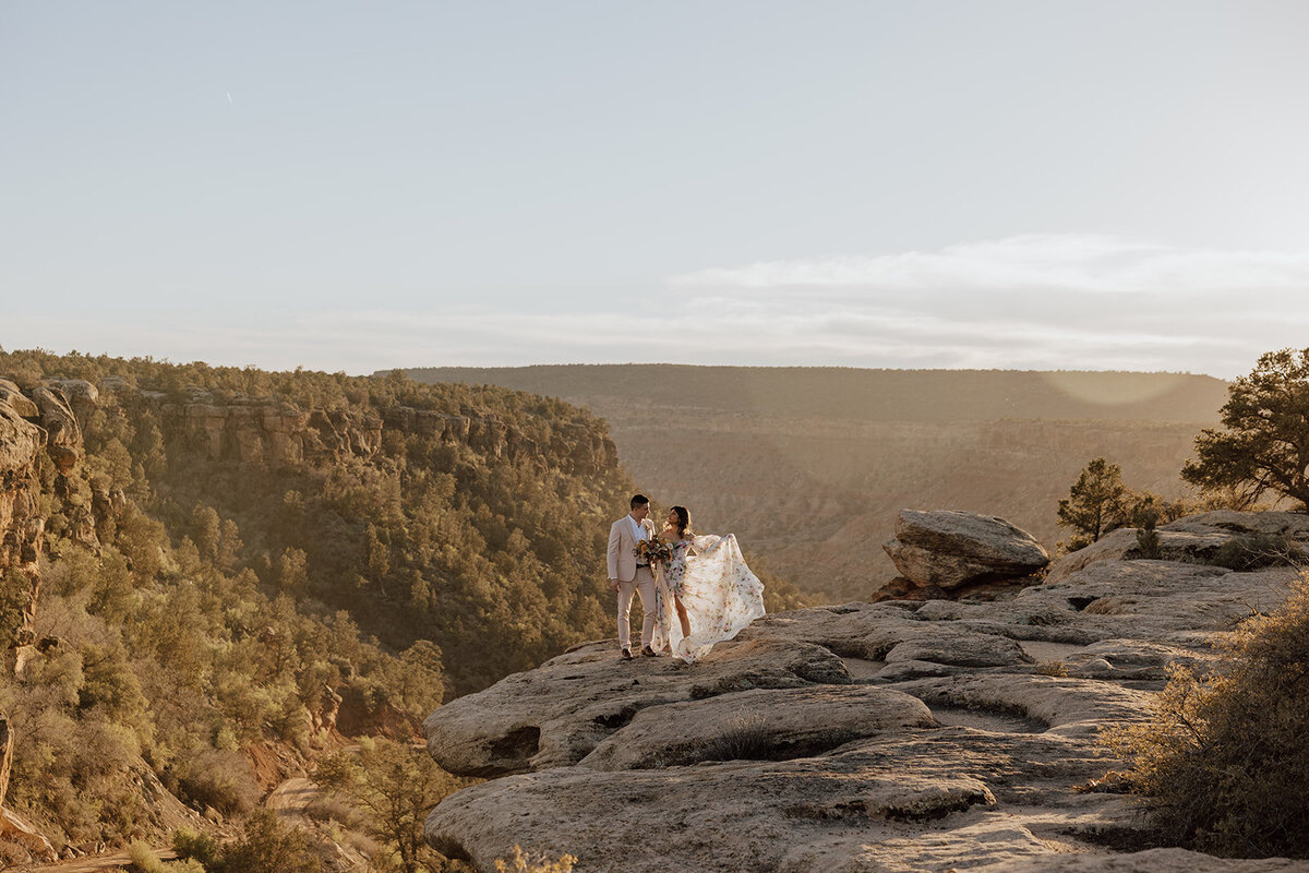 zion-glamping-elopement-54