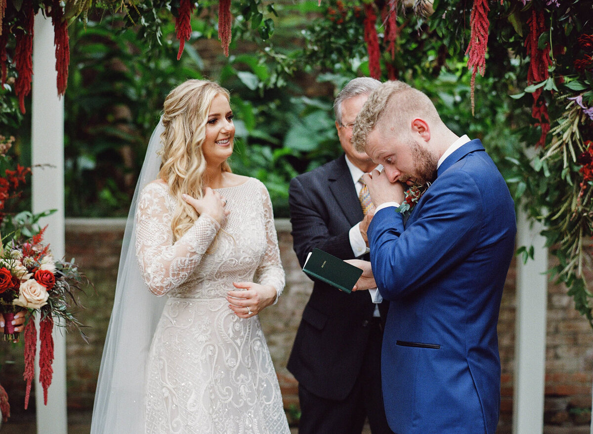 Real-Genuine-Wedding-Moments-Lance-Nicoll-87