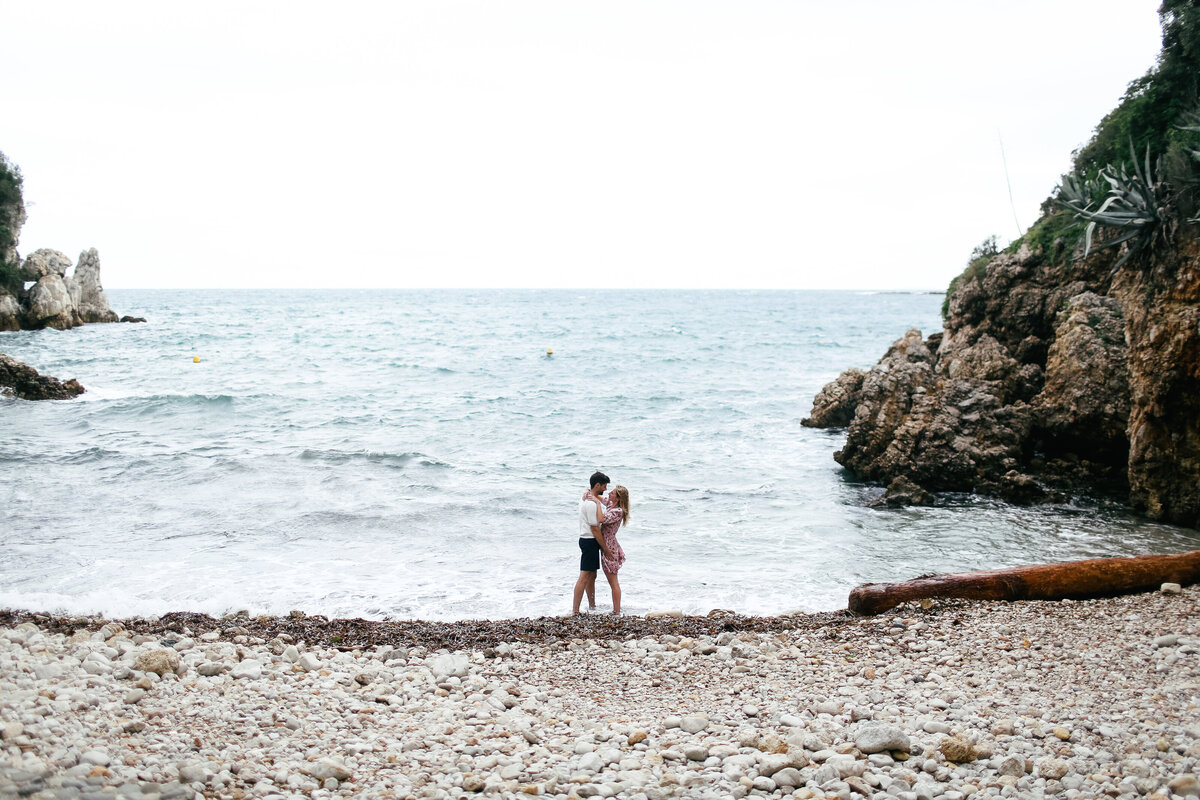 engagement-shoot-cap-d'antibes-french-riviera-leslie-choucard-photography-25