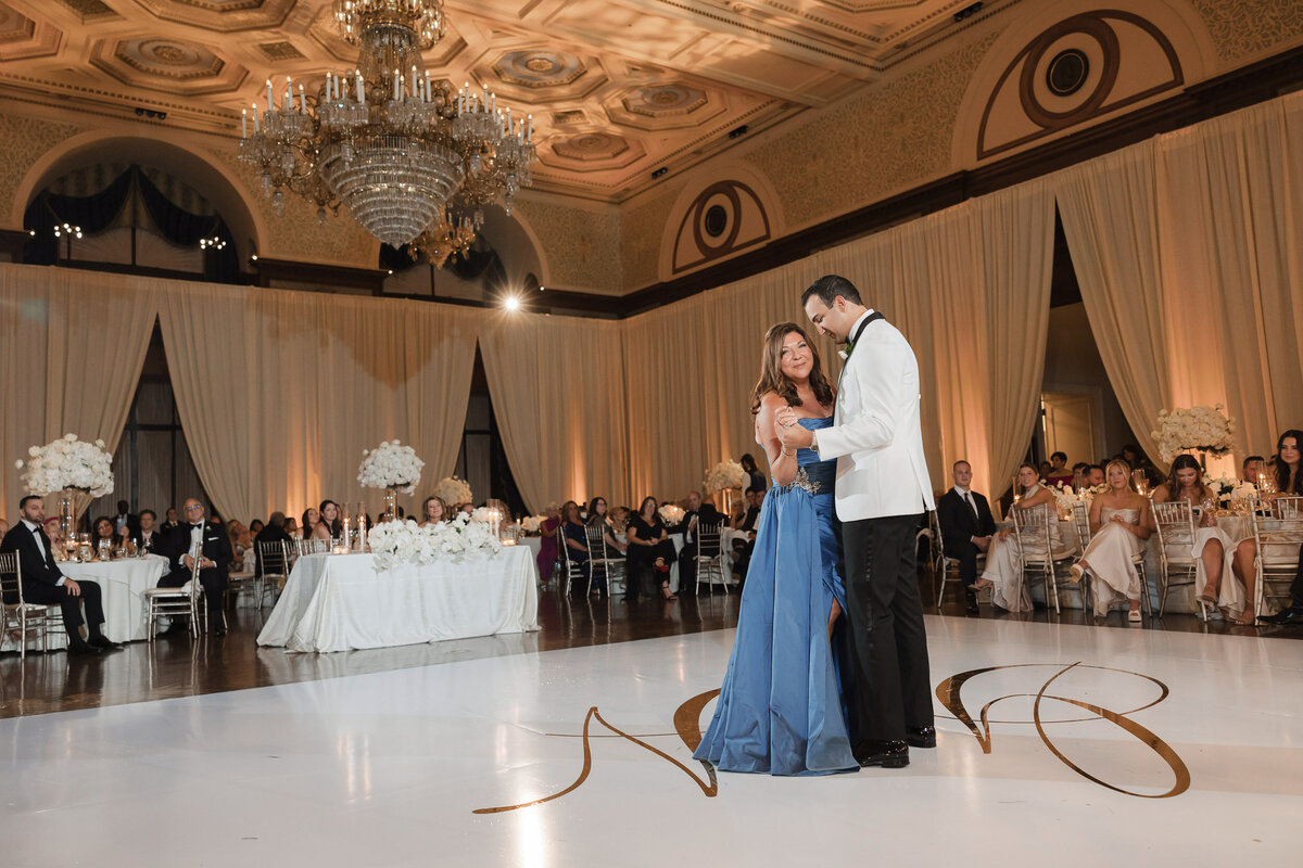 union-league-philadelphia-summer-wedding-183