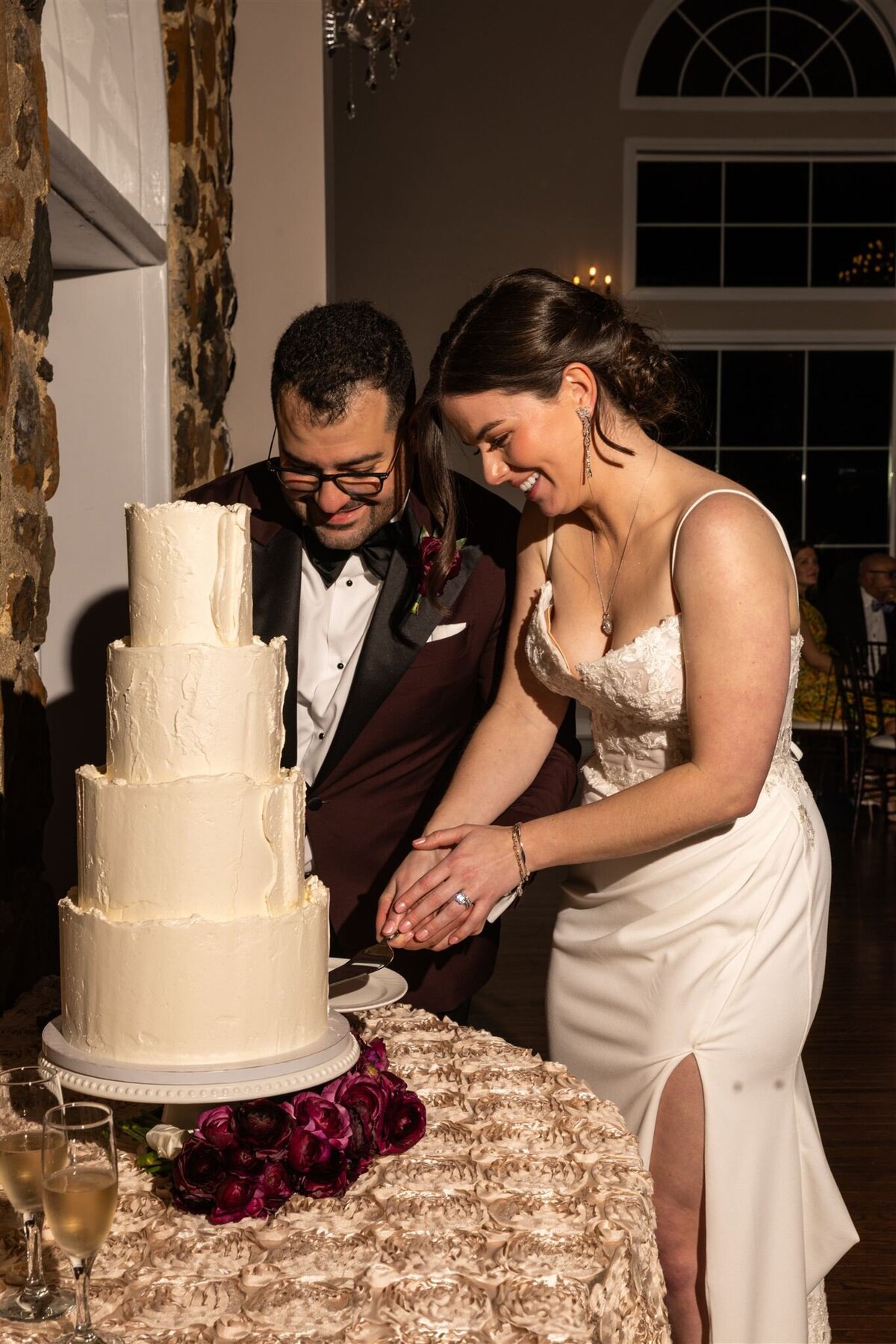 Rebecca & Mike_Sneak Peek-100CANON18_websize