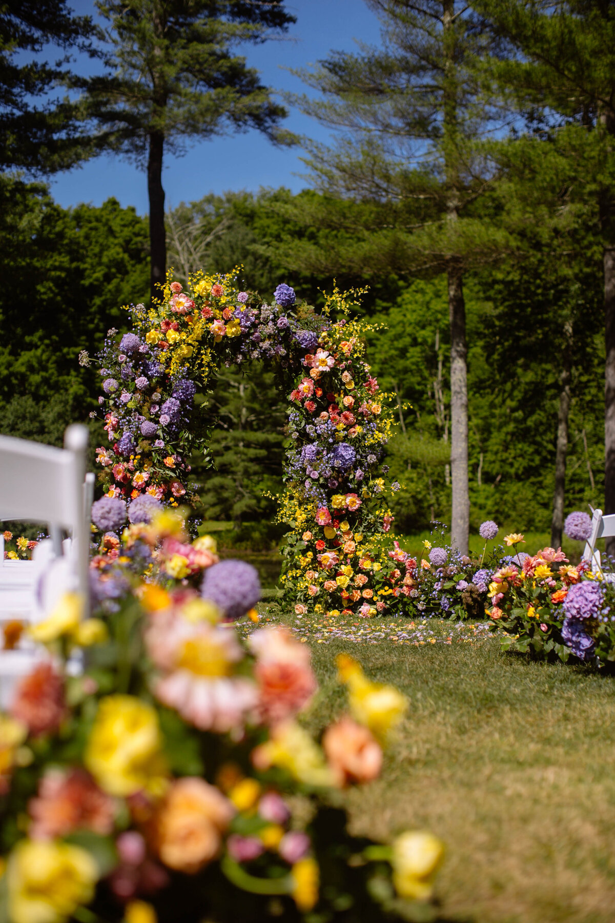 Summer Wedding-Cedar Lakes-Photographer-Kate Neal Photography-Floral Arch-Ceremony-1