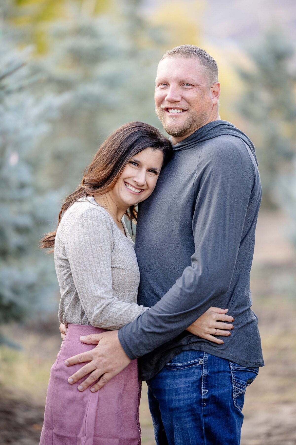Utah-County-UT-Christmas-Tree-Farm-Mini-Session-Magnolia-and-Grace-Photography-Co-ChelseaL-# (1)-7