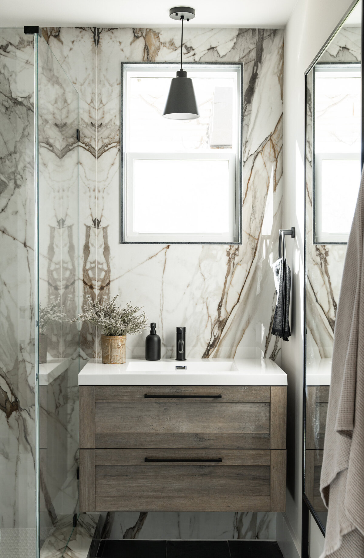bathroom vanity